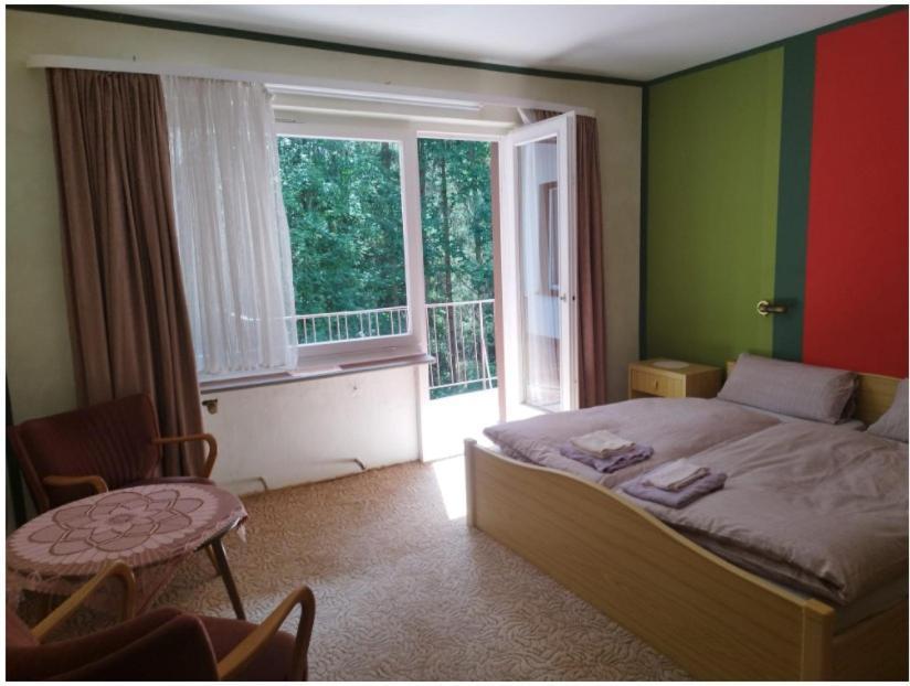 Fitnesshotel Bergquell Алтенау Екстериор снимка
